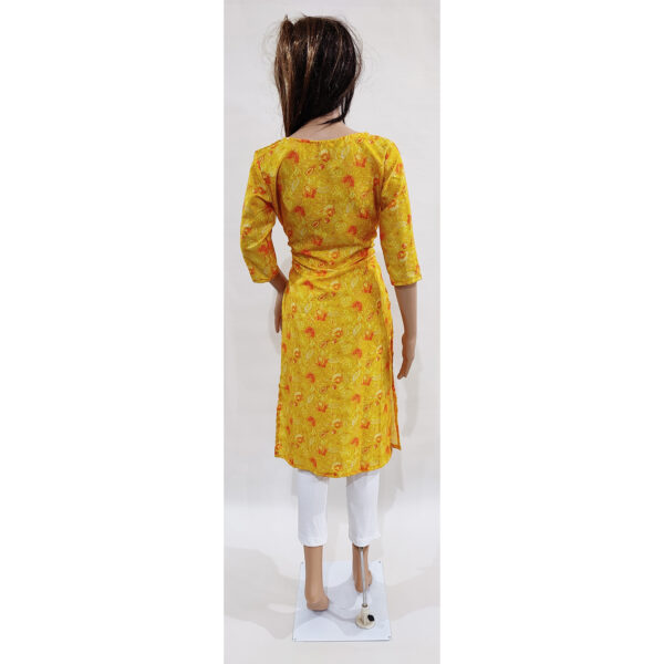 Women Kurta Inbuilt Fabric Belt Design 36 - Image 4